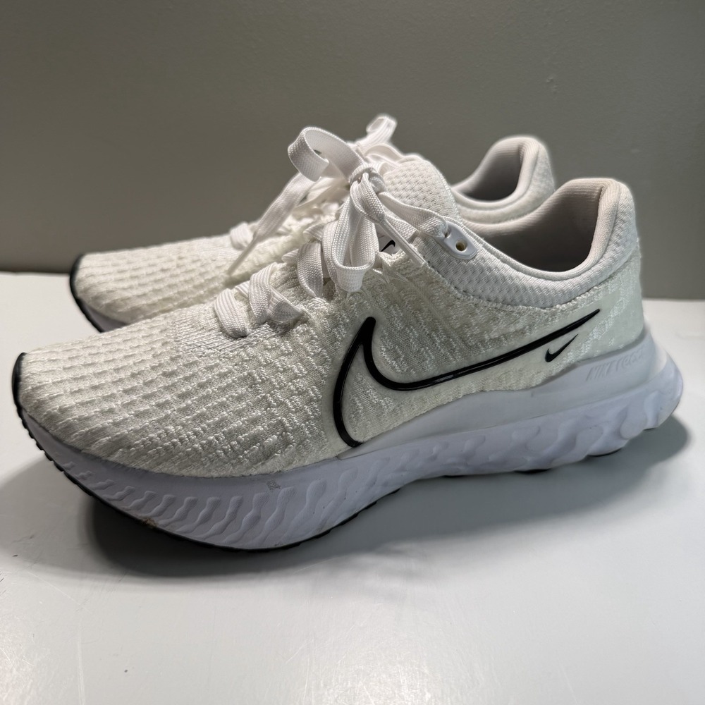Nike Women's React Infinity 8 Running Shoes Sneakers White